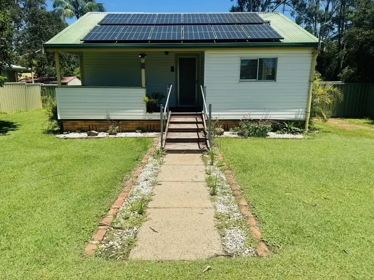 8 Couttaroo Place, Coutts Crossing NSW 2460