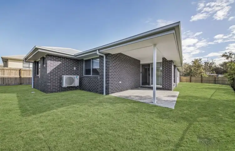 65 Peppertree Dr, Holmview QLD 4207