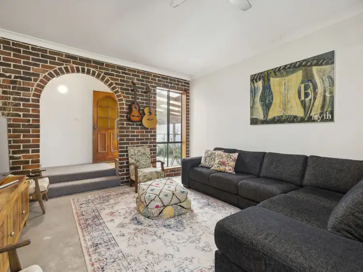 10 Drummer Crescent, Emerald Beach NSW 2456