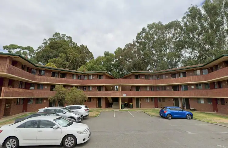 Unit 20/2 Bennelong Pl