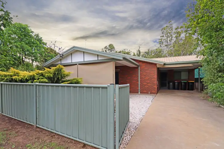 1/325 Poictiers Street, Deniliquin NSW 2710