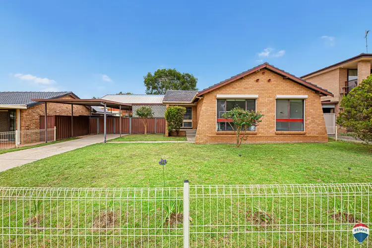 Second view of Homely house listing, 11 HUNTINGDON PARADE, Cambridge Gardens NSW 2747