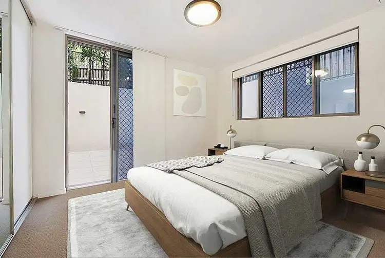 Fourth view of Homely apartment listing, 4/11 Riding Road, Hawthorne QLD 4171