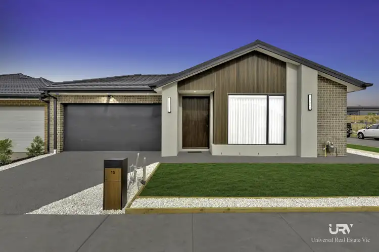 15 Commonwealth Circuit, Donnybrook VIC 3064