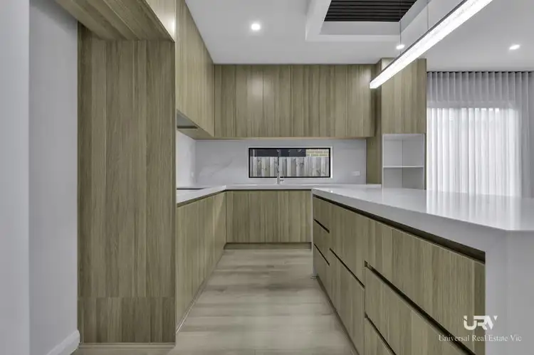 Sixth view of Homely house listing, 15 Commonwealth Circuit, Donnybrook VIC 3064