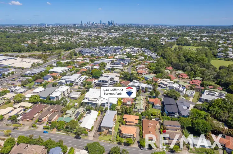 Main view of Homely unit listing, 2/44 Griffith Street, Everton Park QLD 4053
