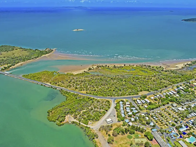 Second view of Homely other listing, 403/756-760 Scenic Highway, Kinka Beach QLD 4703