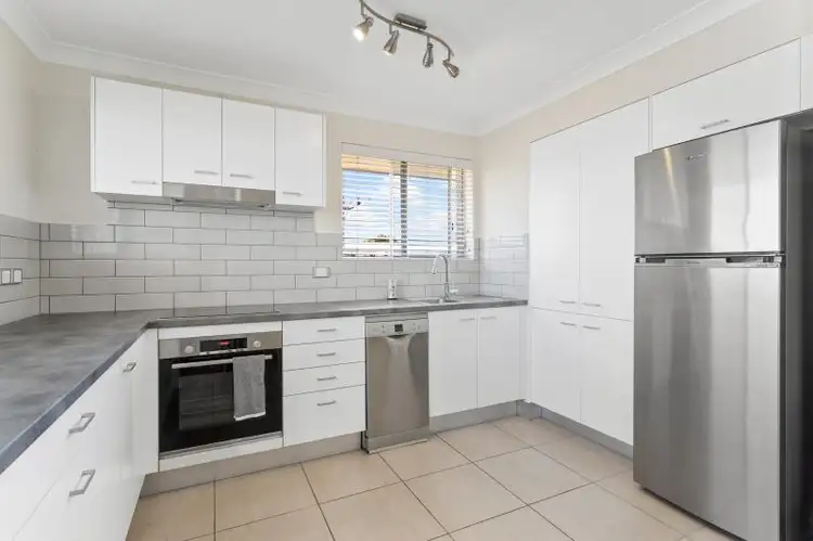 Second view of Homely unit listing, 5/41 Kate Street, Woody Point QLD 4019