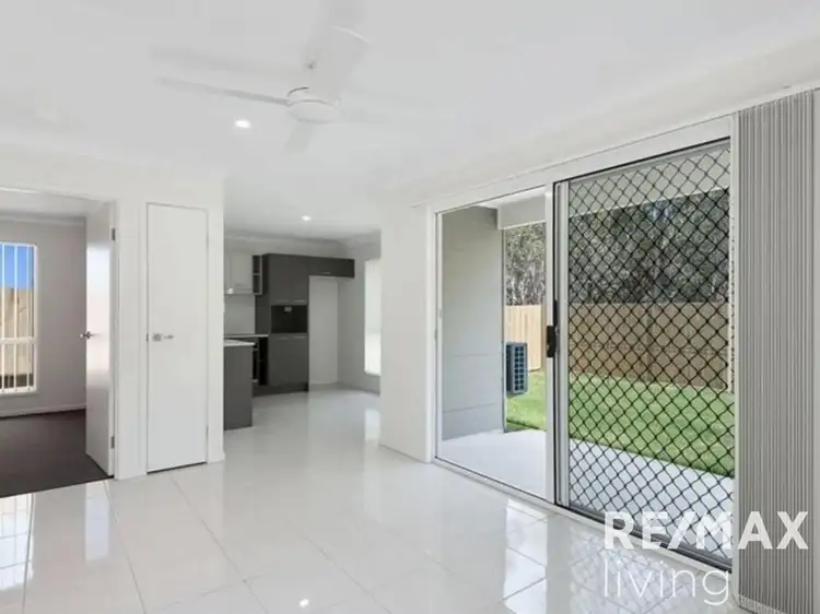 Main view of Homely house listing, 2/33 Jones Street, Rothwell QLD 4022