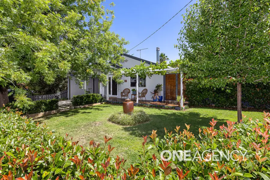 Main view of Homely house listing, 6 TINGA CRESCENT, Kooringal NSW 2650