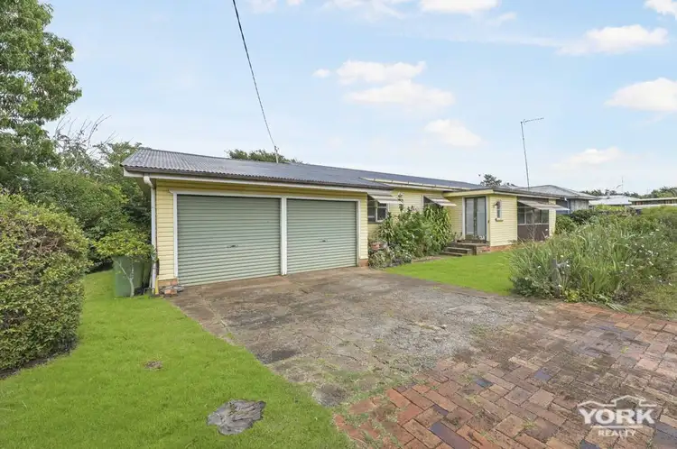 17 McLeish Street, Harristown QLD 4350