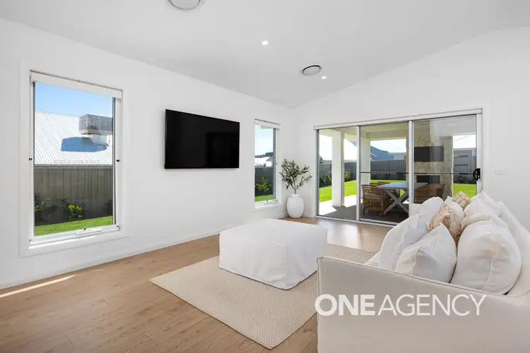 Sixth view of Homely house listing, 14 VALENCIA DRIVE, Gobbagombalin NSW 2650
