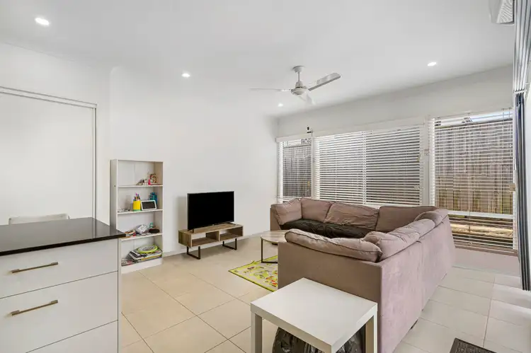 Fourth view of Homely townhouse listing, 24/9 Cromwell Court, Doolandella QLD 4077