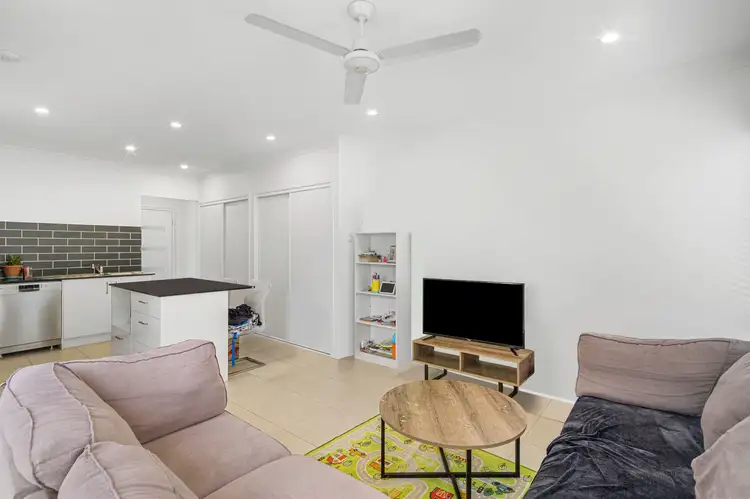 Sixth view of Homely townhouse listing, 24/9 Cromwell Court, Doolandella QLD 4077