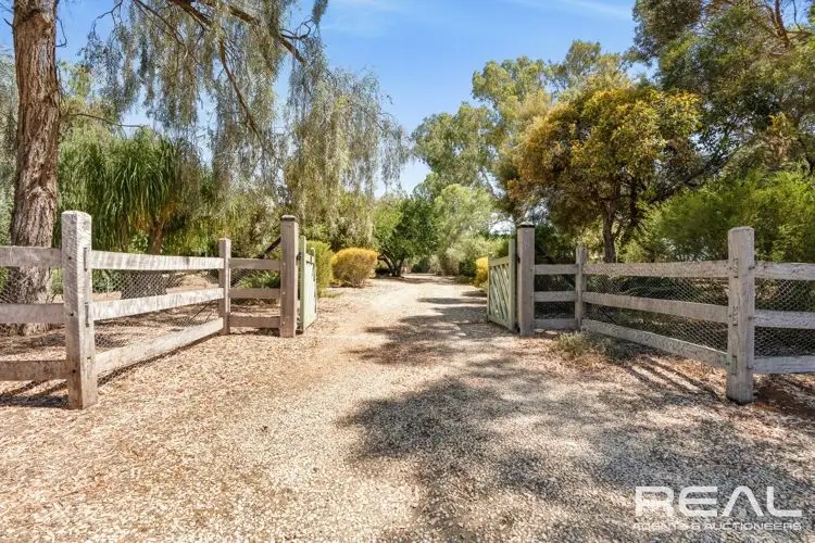 Fourth view of Homely house listing, 8 Linda Street, Shea-Oak Log SA 5371