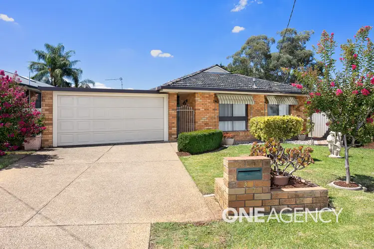 37 WALANA CRESCENT, Kooringal NSW 2650