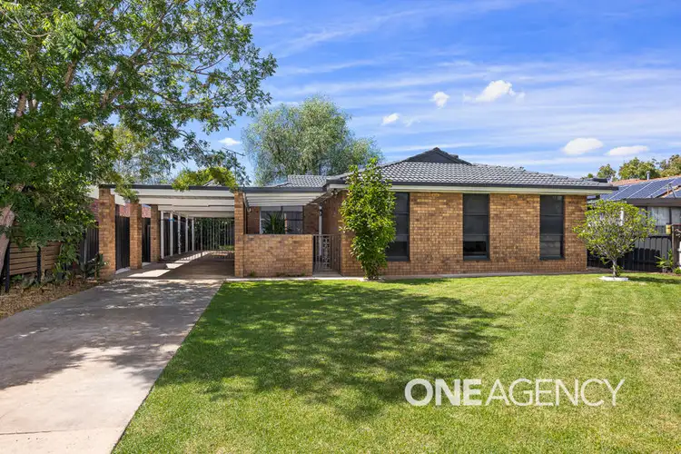 58 MAPLE ROAD, Lake Albert NSW 2650