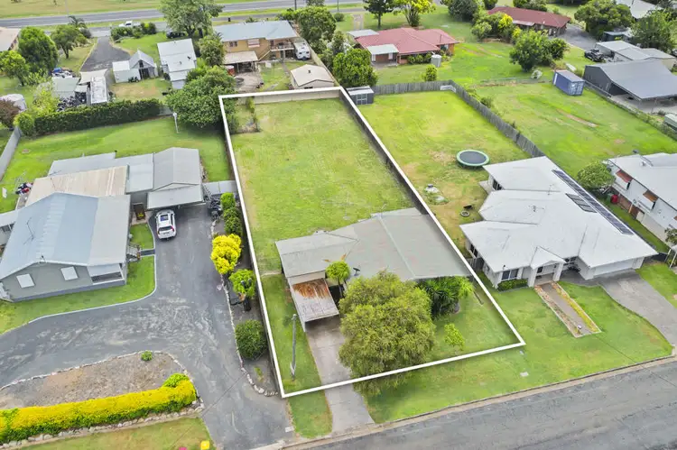19 Hall Street, Peak Crossing QLD 4306