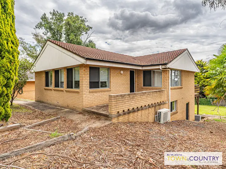 8 Nyssa Street, Armidale NSW 2350