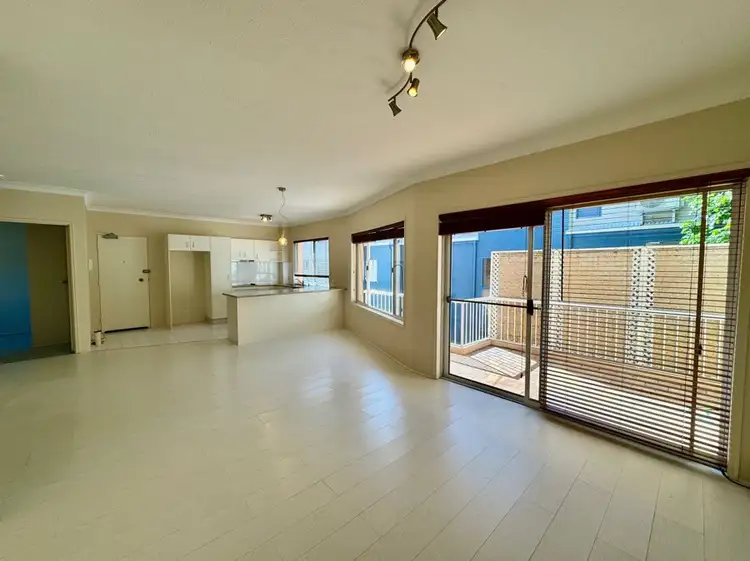 3/10 Brighton Street, Biggera Waters QLD 4216