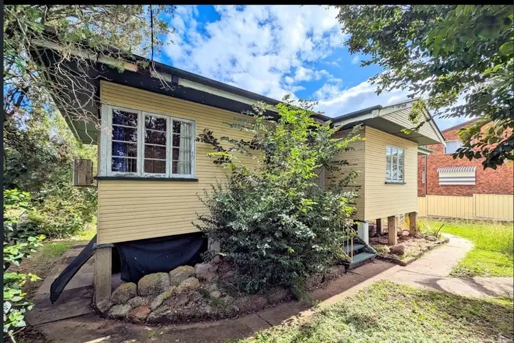 42 Bergin Street, Booval QLD 4304