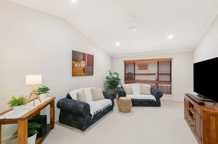 Sixth view of Homely house listing, 2/4 Botanical Circuit, Banora Point NSW 2486