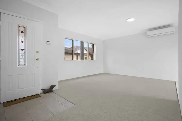 Fourth view of Homely villa listing, 6/25-27 Holdsworth Street, Merrylands NSW 2160