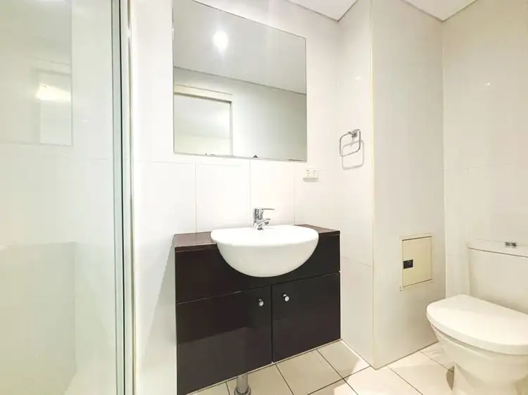 Sixth view of Homely apartment listing, 1/10 Thomas Street, West End QLD 4101