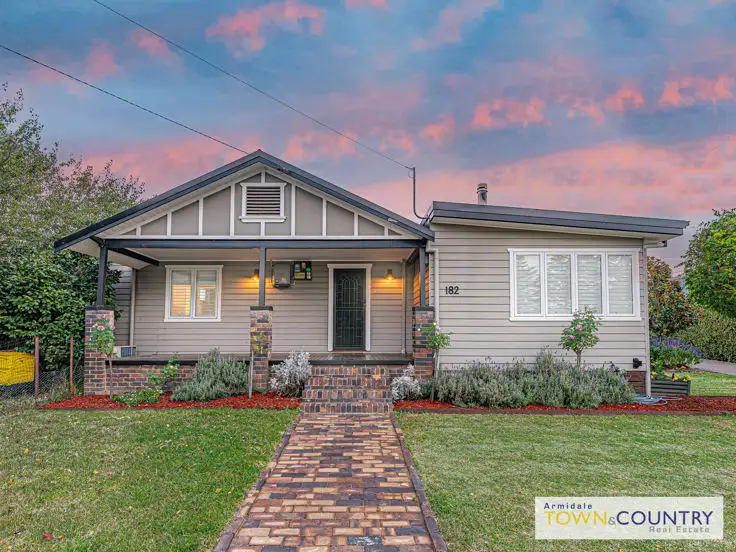 182 Taylor Street, Armidale NSW 2350