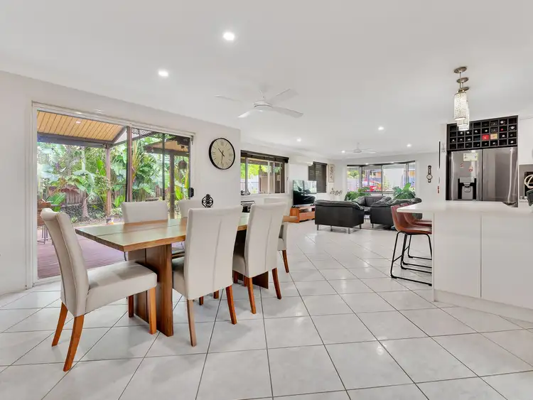 52 Atherton Cct, Forest Lake QLD 4078