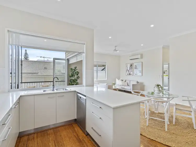 Fifth view of Homely house listing, 1/259 Ekibin Road, Tarragindi QLD 4121