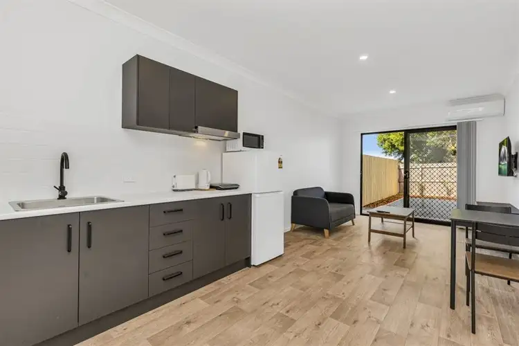 2/1030a Manly Road, Tingalpa QLD 4173