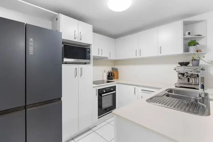 Fifth view of Homely unit listing, 4/38 Rise St, Mount Gravatt East QLD 4122