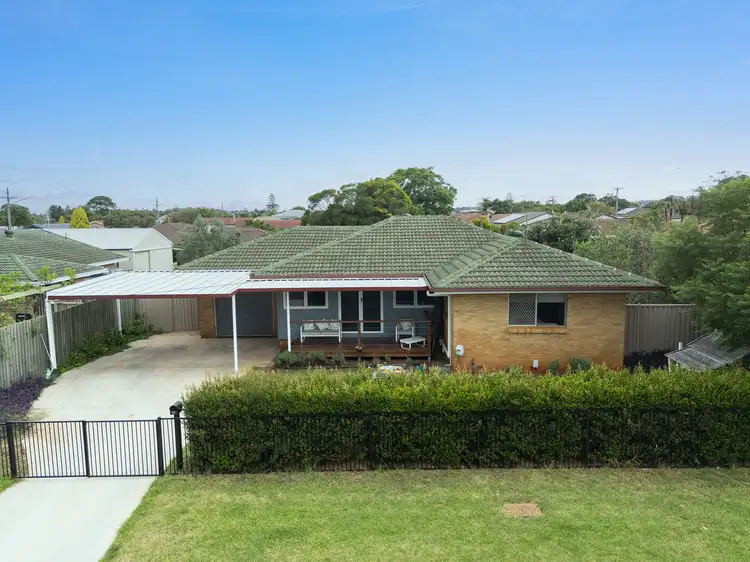 10 Obst Street, Harristown QLD 4350