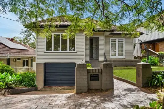4 Suvla Street, Balmoral QLD 4171