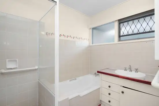 Fifth view of Homely house listing, 7 Roxburgh Street, Kenmore, Qld 4069, Kenmore QLD 4069