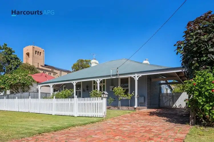 8 Oakley Street, Bunbury WA 6230