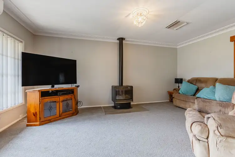 Sixth view of Homely house listing, 52 Howard Avenue, Dubbo NSW 2830
