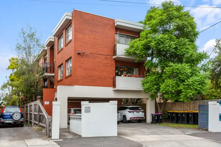 2/33 Staley Street, Brunswick VIC 3056