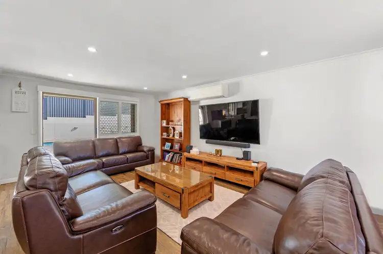 Fourth view of Homely house listing, 8 Daniel Crescent, Ashmore QLD 4214