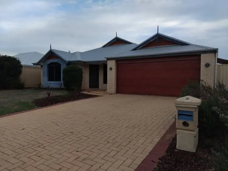 3 Casson Street