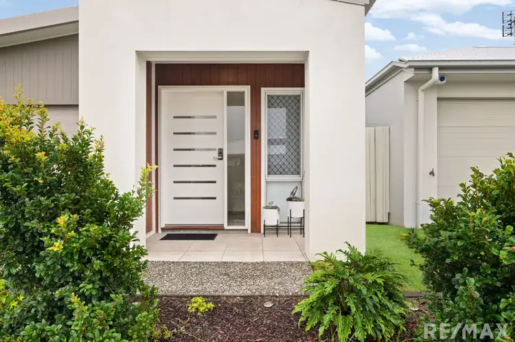 Second view of Homely house listing, 33 Cocos Crescent, Banya QLD 4551