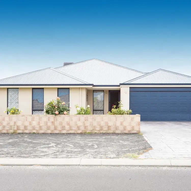 18 Waverley Road