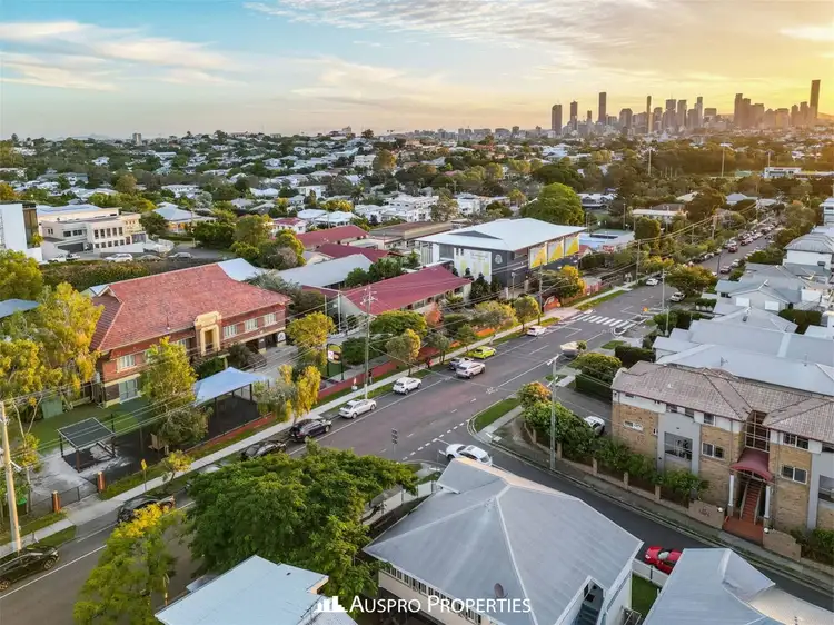 35 Horsington Street, Morningside QLD 4170