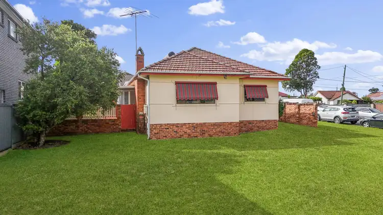 6 Craigelea Street