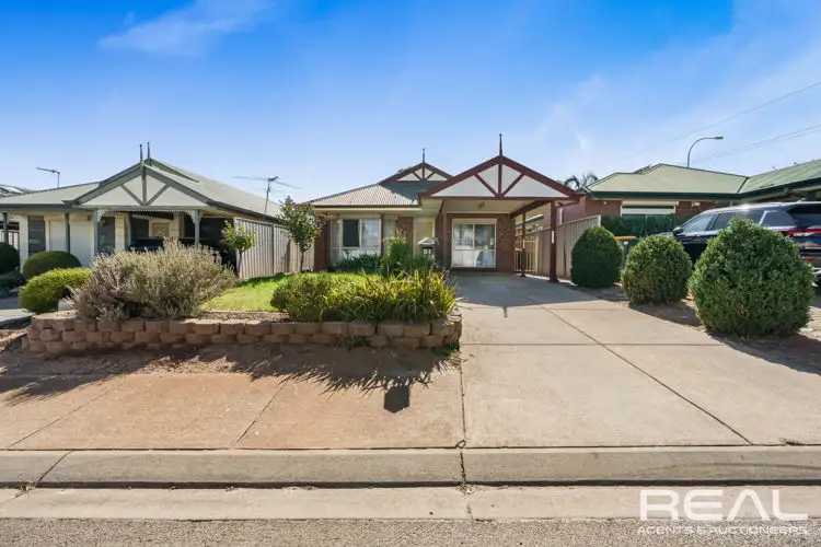 51 Tea Tree Drive, Craigmore SA 5114