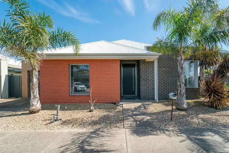 Second view of Homely house listing, 72 Mareeba Way, Craigieburn VIC 3064