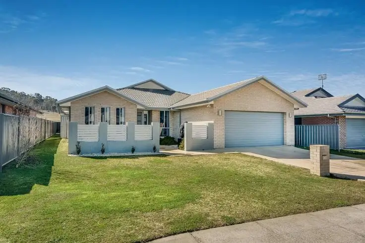 30 Albion Close