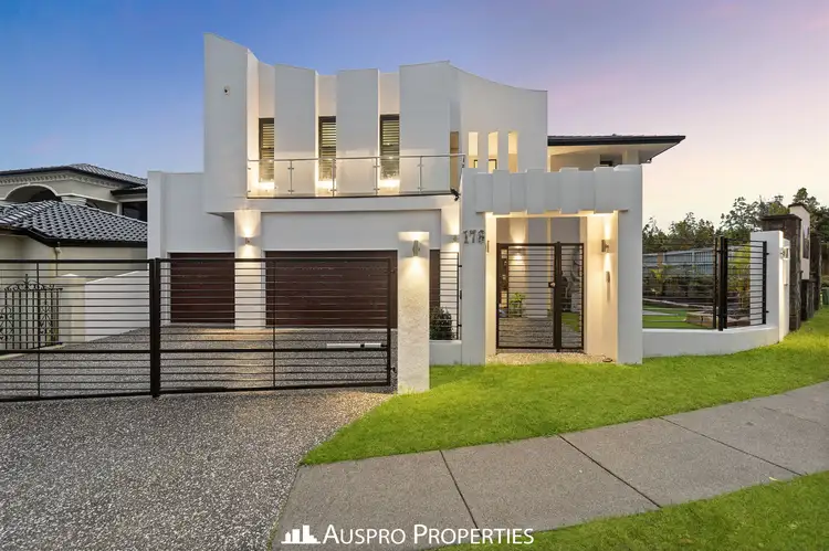 176 The Parkway, Stretton QLD 4116