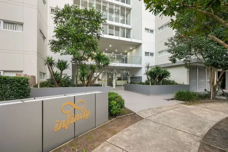 705/2 Wayman Place, Merrylands NSW 2160